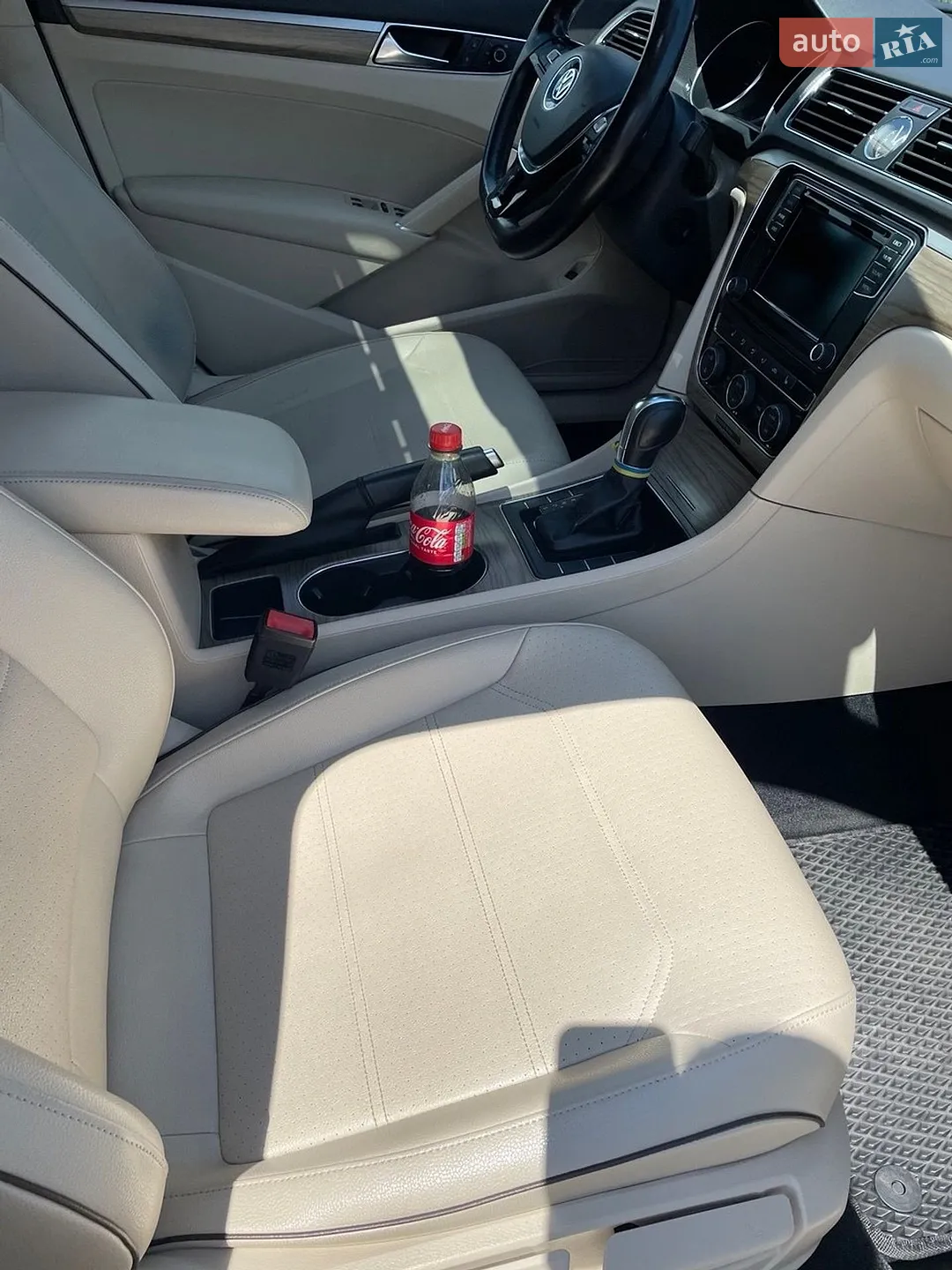 2016 Volkswagen Passat - мініатюра 16