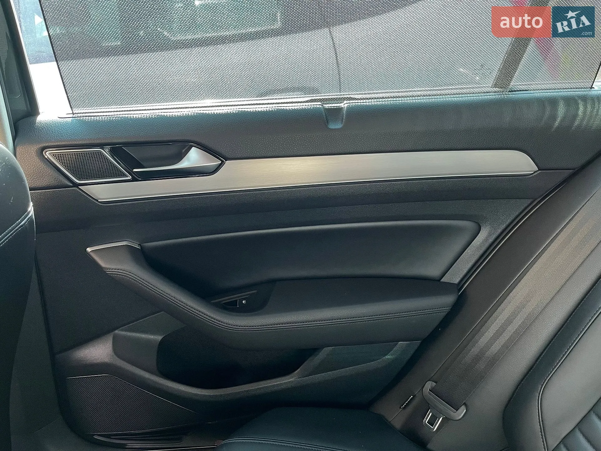 2017 Volkswagen Passat - мініатюра 12