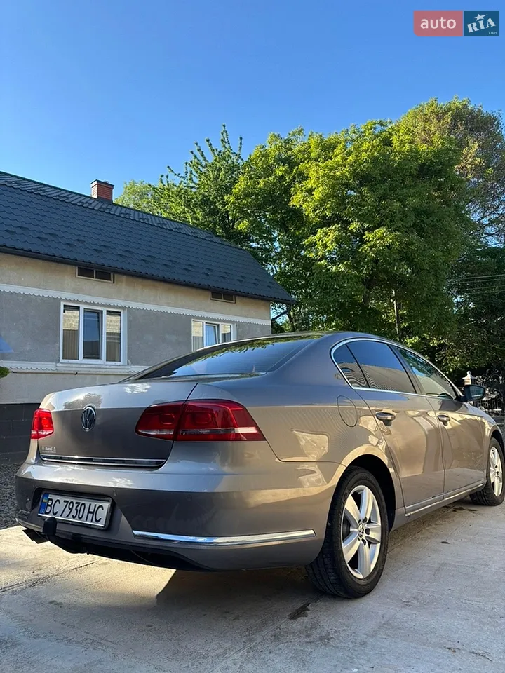 2010 Volkswagen Passat - мініатюра 15