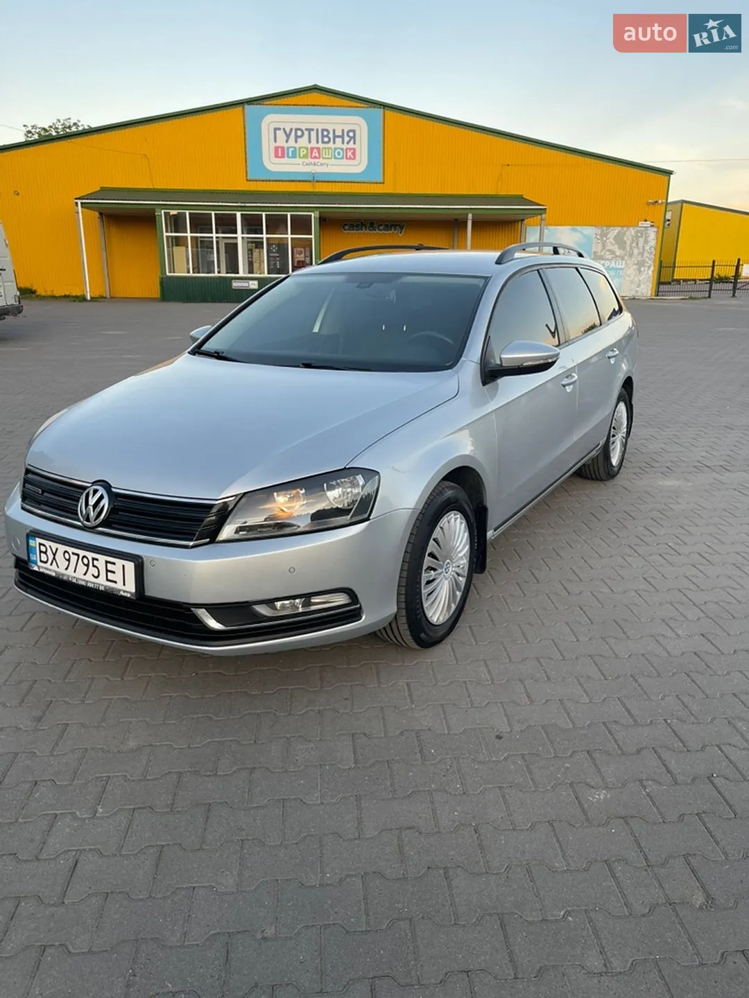 2012 Volkswagen Passat - мініатюра 7