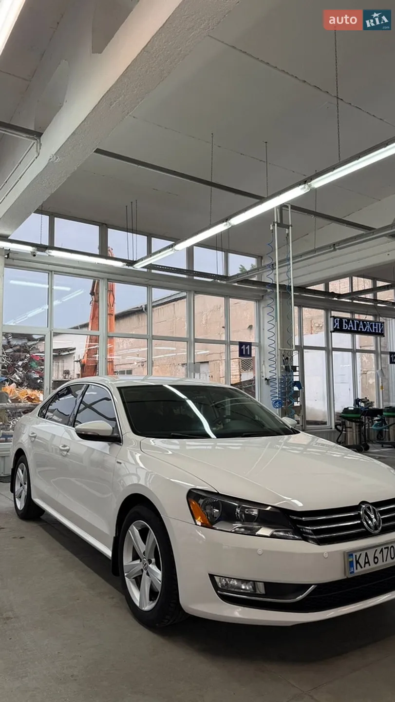 2012 Volkswagen Passat - мініатюра 2