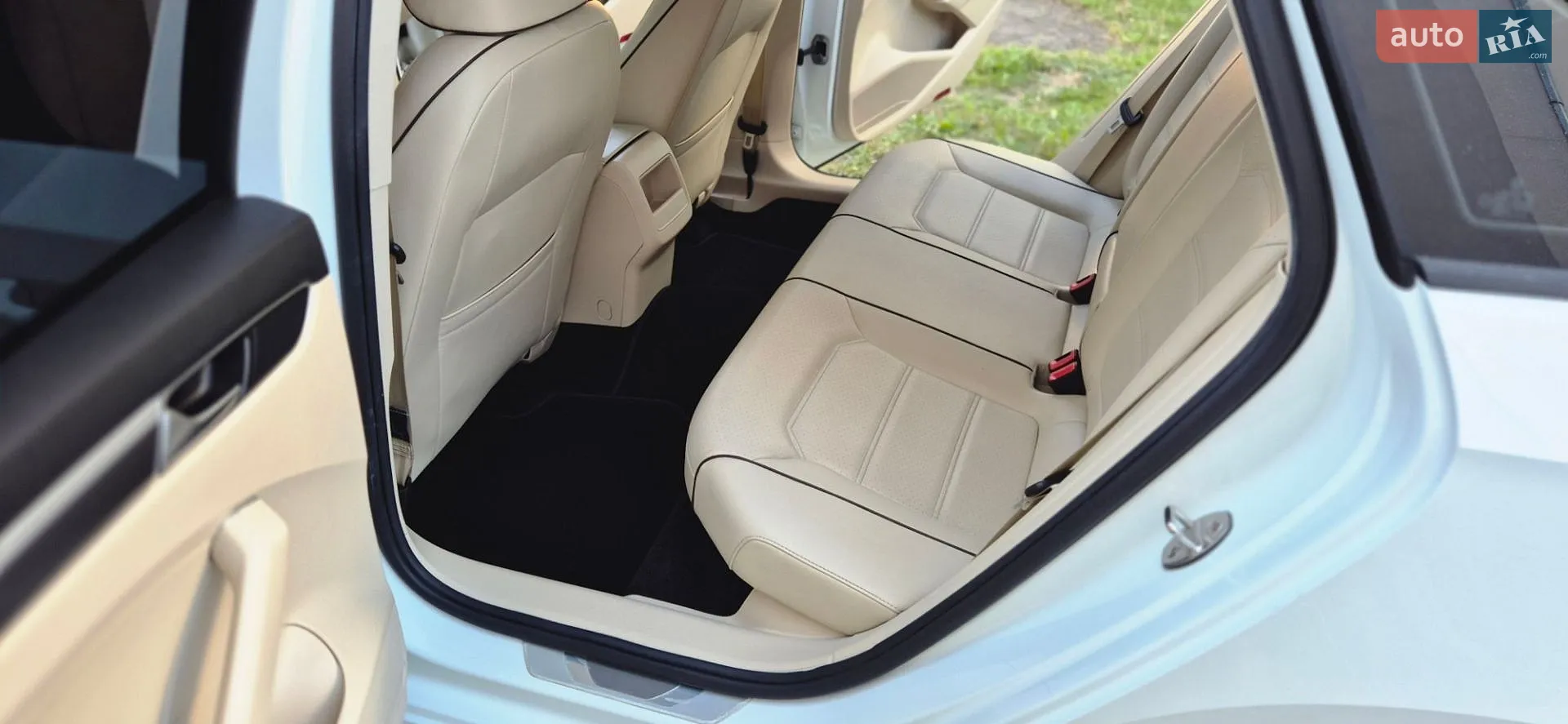 2017 Volkswagen Passat - мініатюра 15
