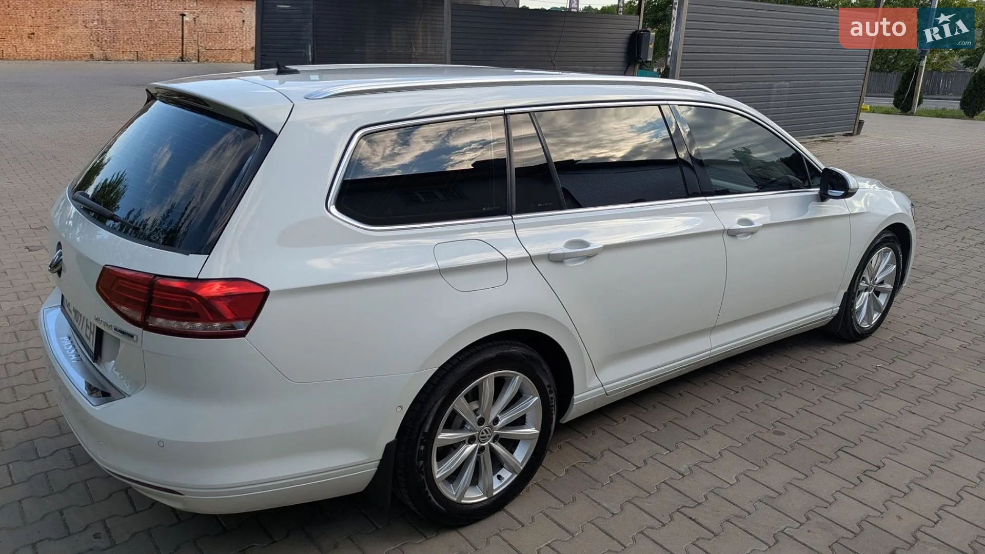 2016 Volkswagen Passat - мініатюра 5