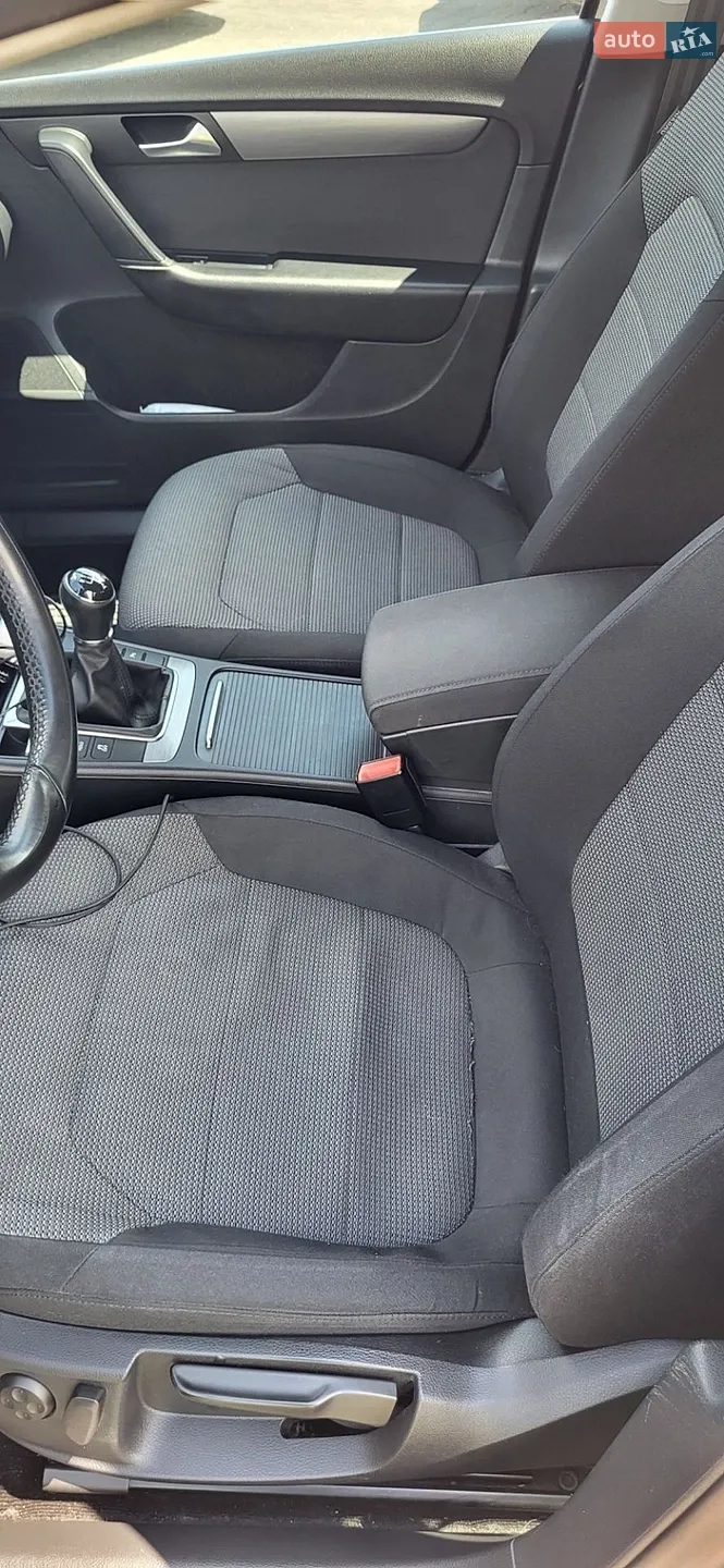 2014 Volkswagen Passat - мініатюра 13