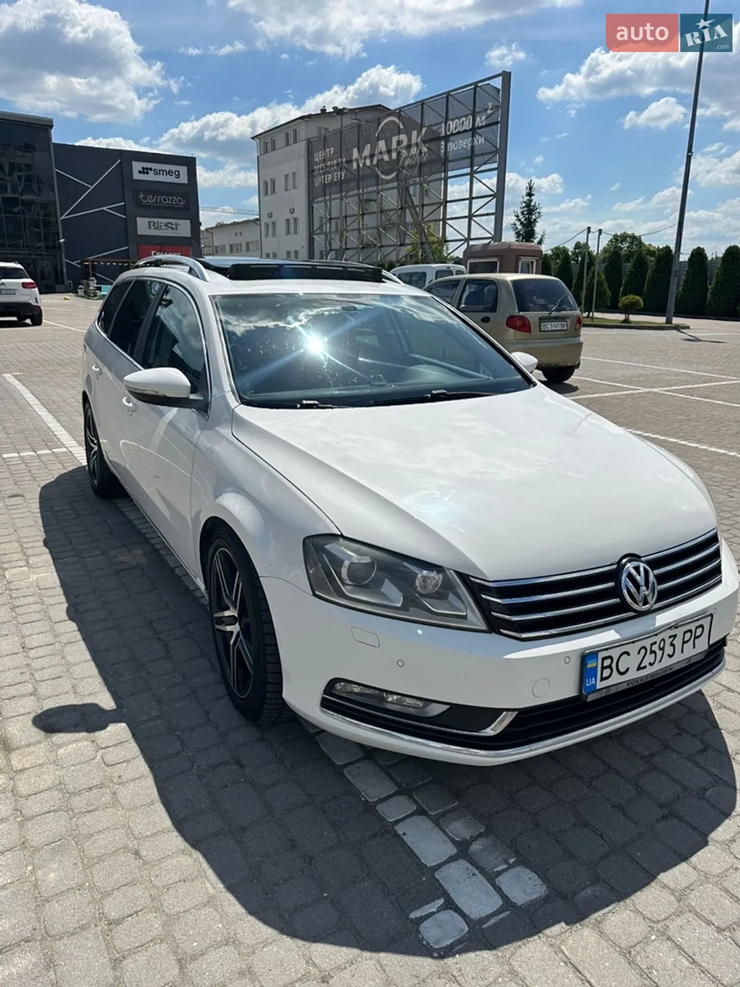 2012 Volkswagen Passat - мініатюра 2