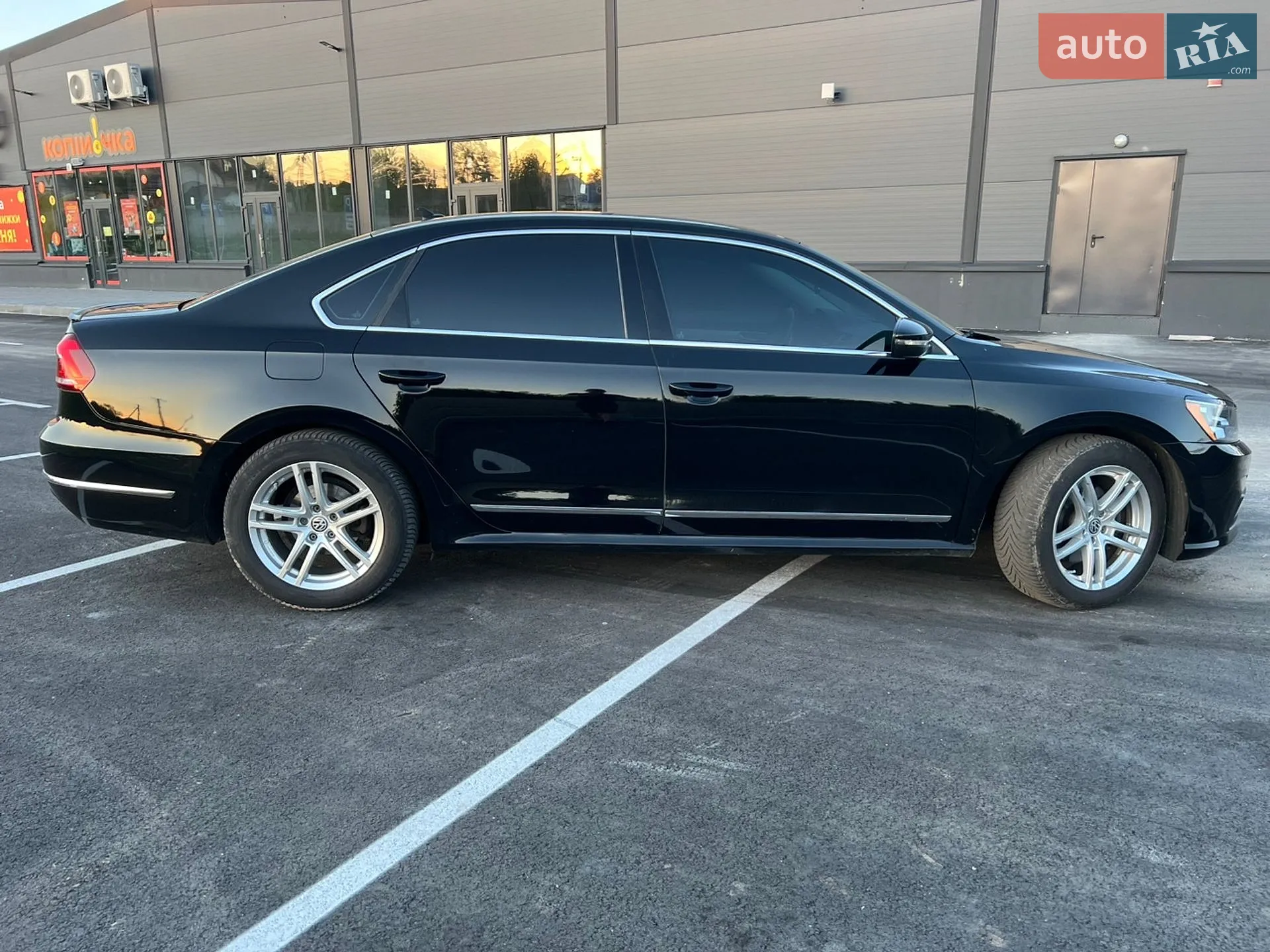 2016 Volkswagen Passat - мініатюра 36