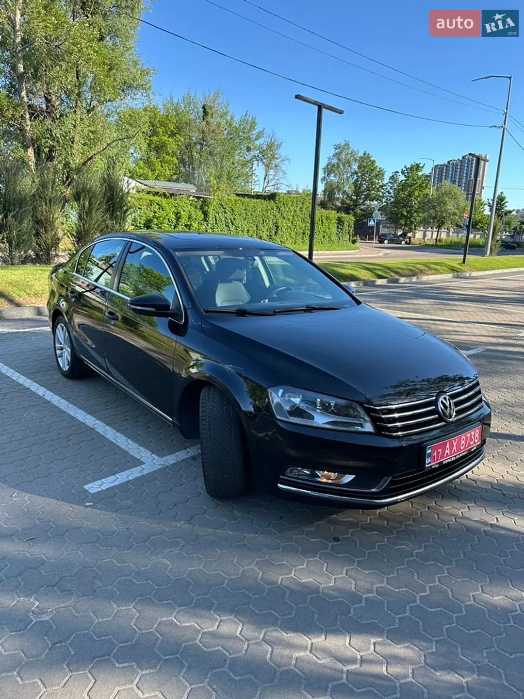 2010 Volkswagen Passat - мініатюра 12