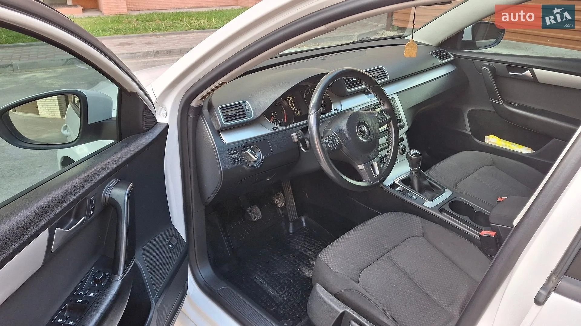 2013 Volkswagen Passat - мініатюра 8