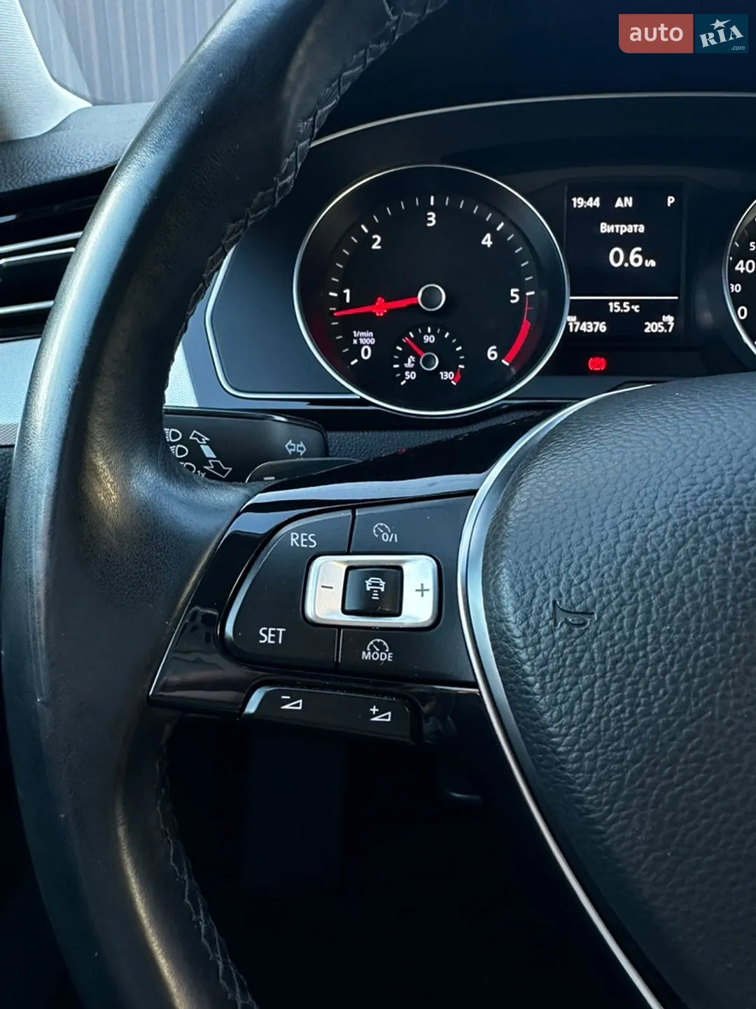 2017 Volkswagen Passat - мініатюра 30