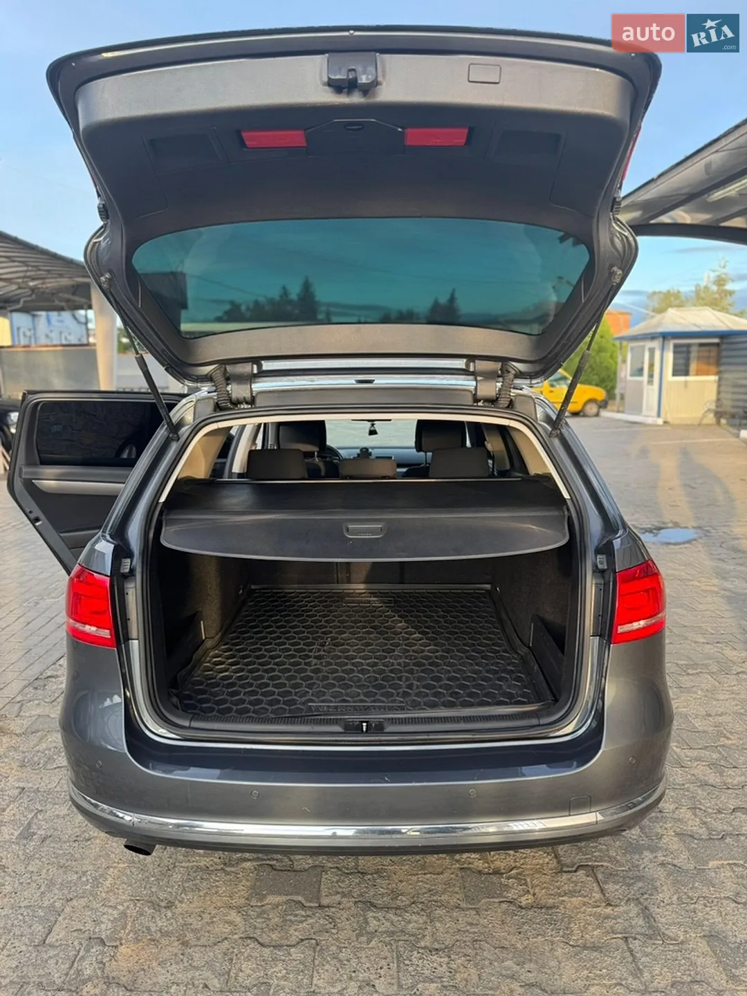 2013 Volkswagen Passat - мініатюра 4