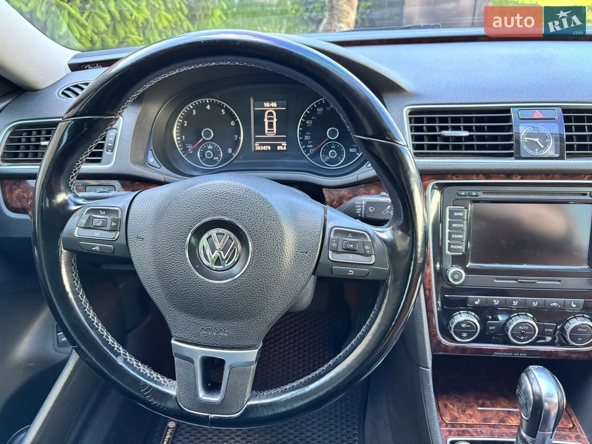 2012 Volkswagen Passat - мініатюра 32
