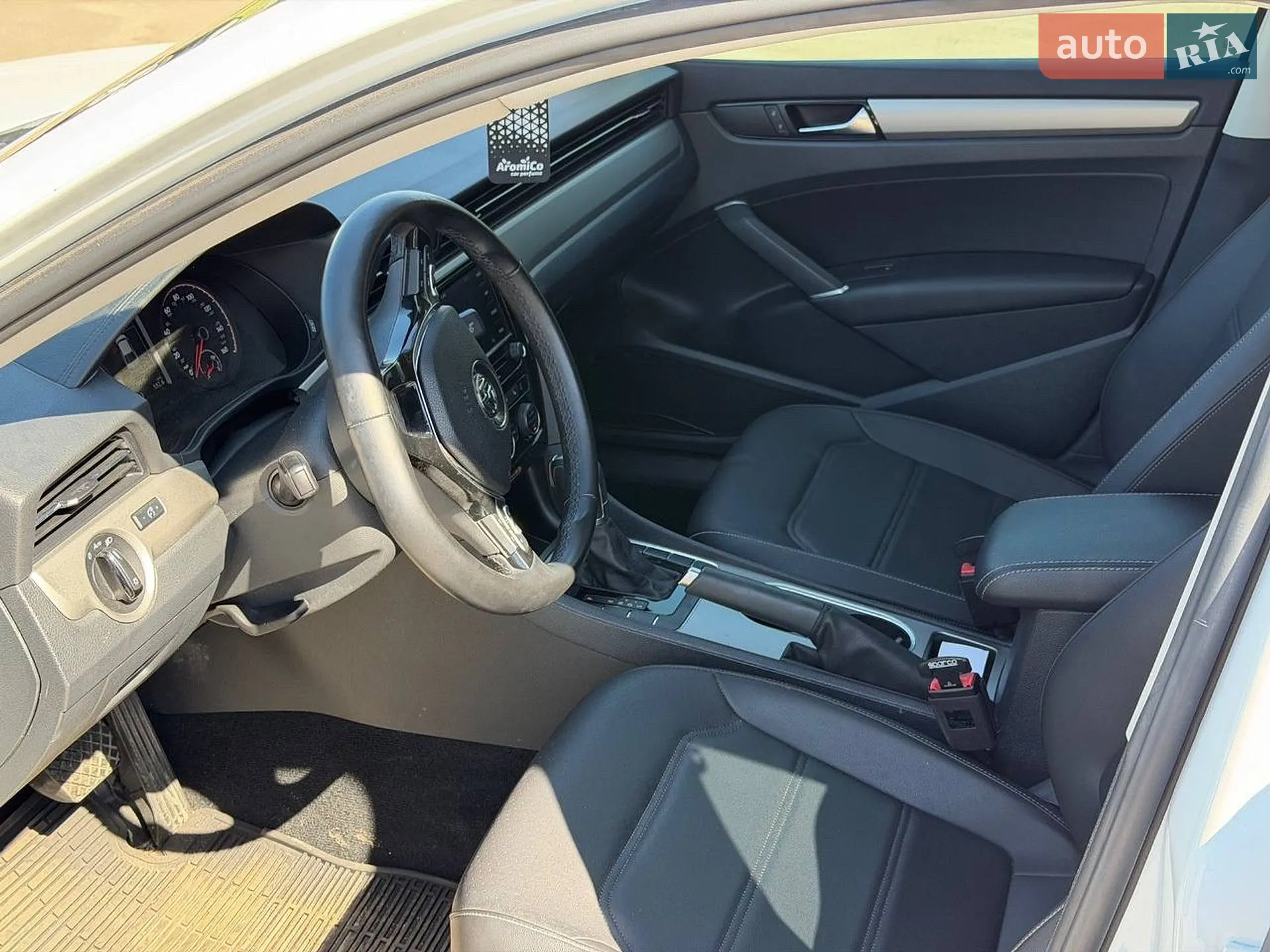 2020 Volkswagen Passat - мініатюра 14