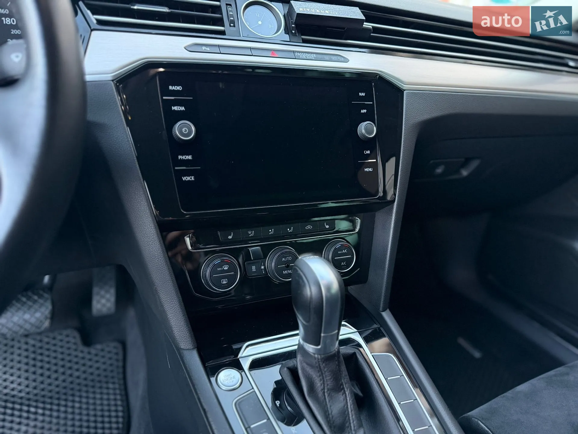 2017 Volkswagen Passat - мініатюра 34