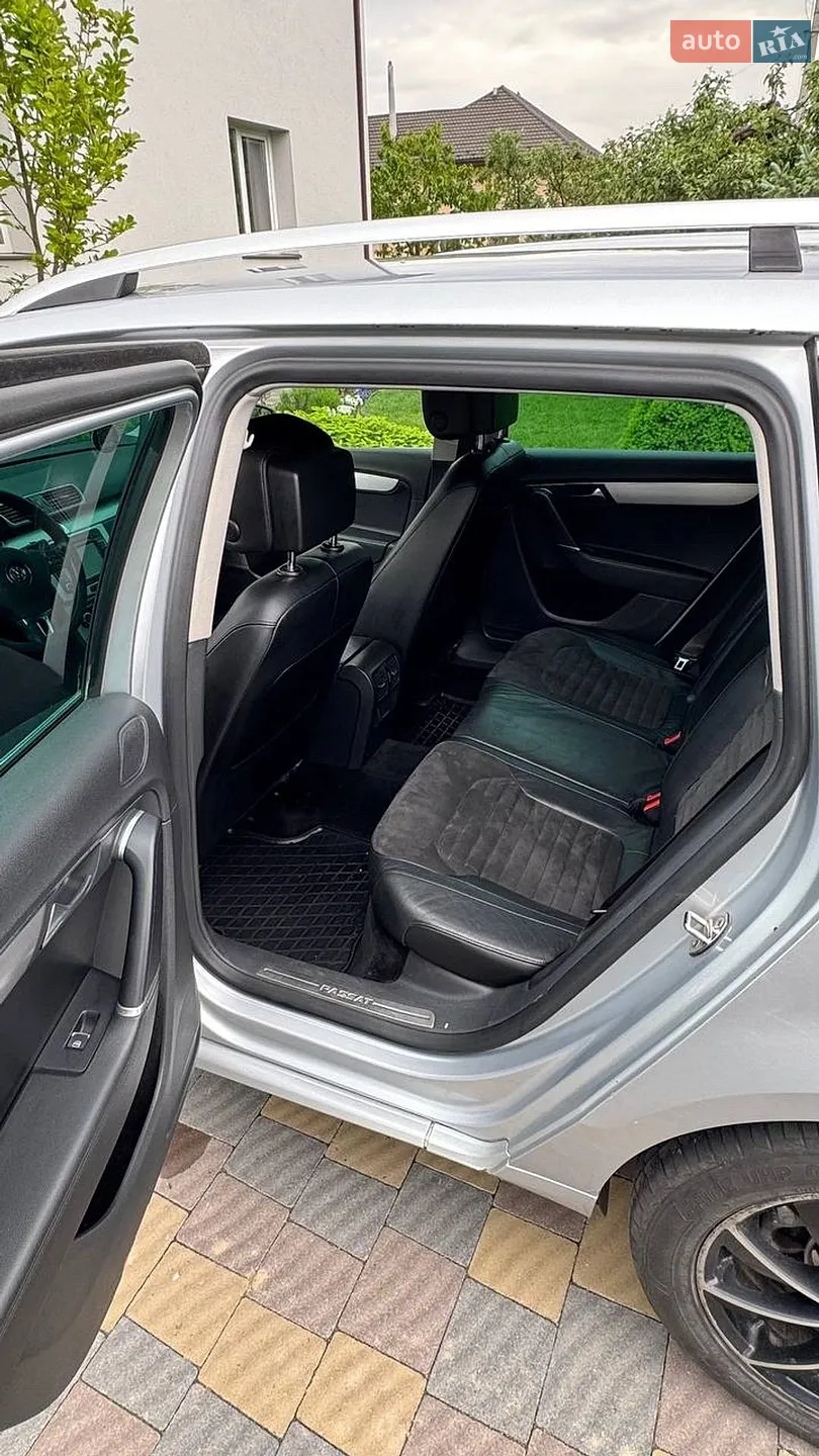 2011 Volkswagen Passat - мініатюра 10
