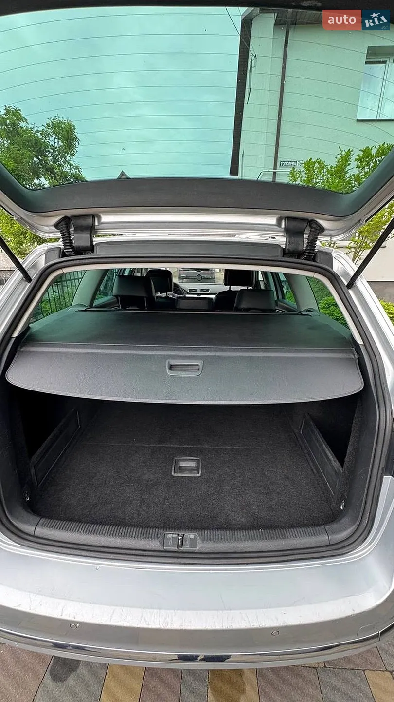 2011 Volkswagen Passat - мініатюра 19