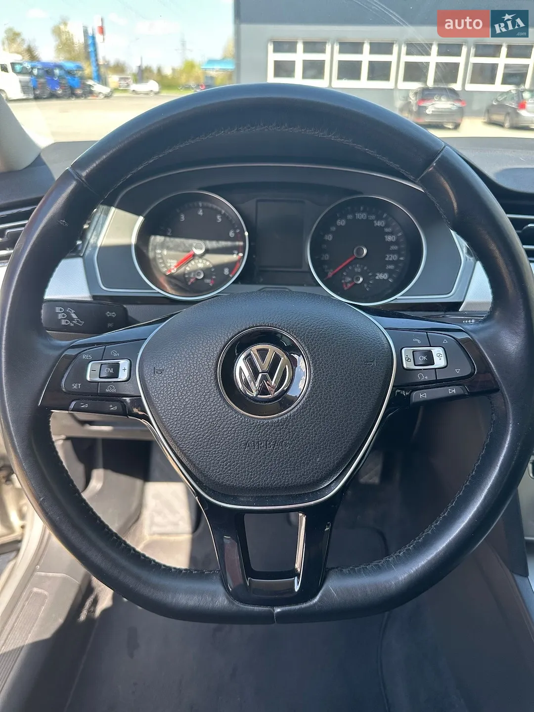 2016 Volkswagen Passat - мініатюра 10