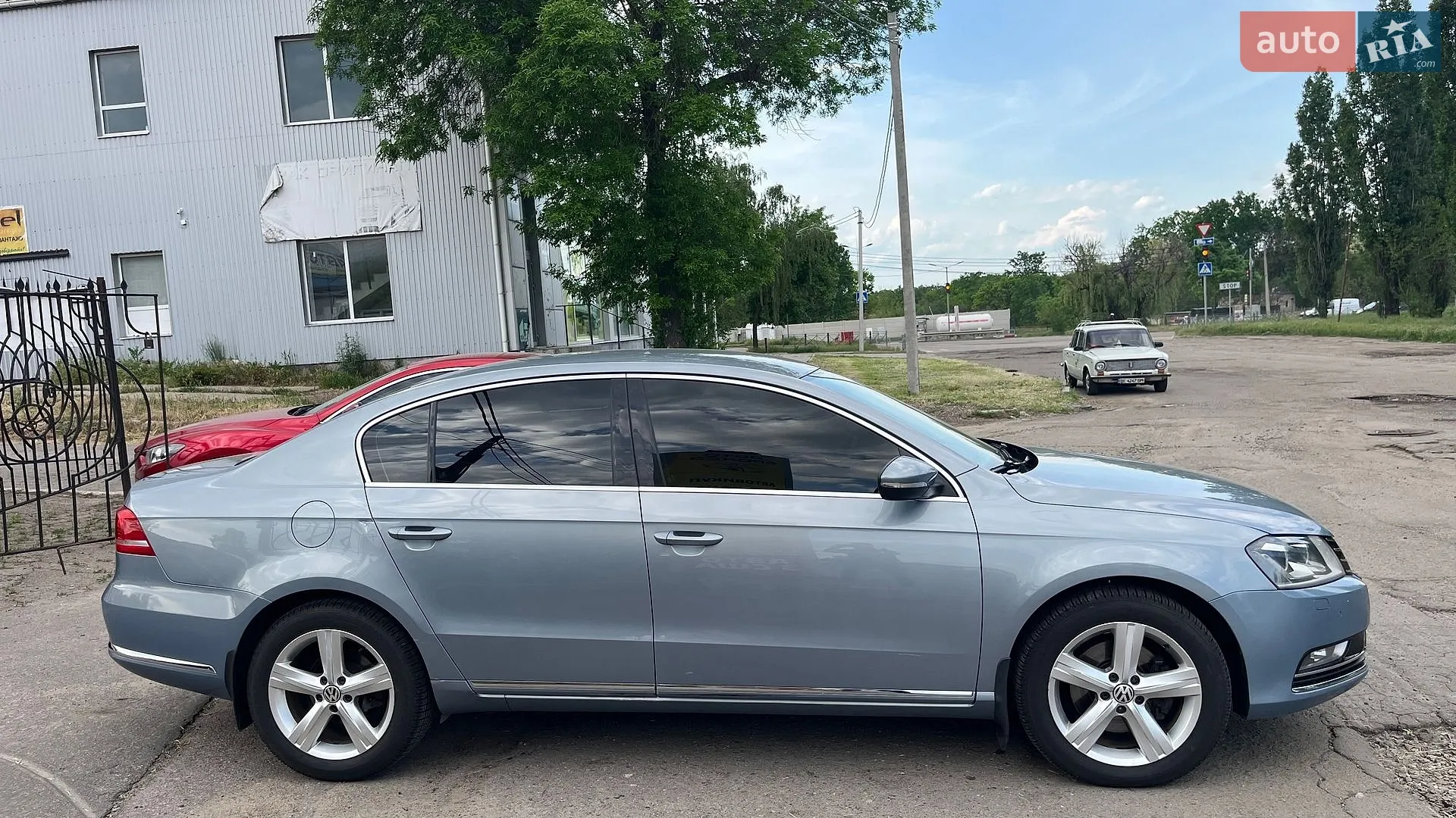 2011 Volkswagen Passat - мініатюра 3