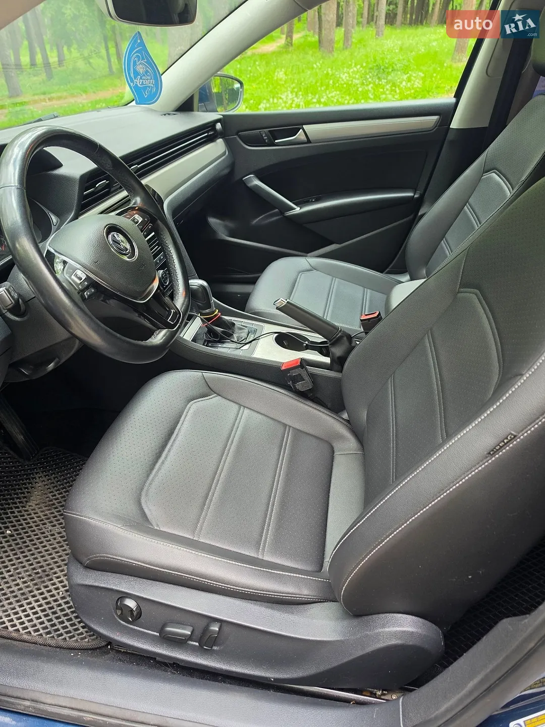 2019 Volkswagen Passat - мініатюра 13
