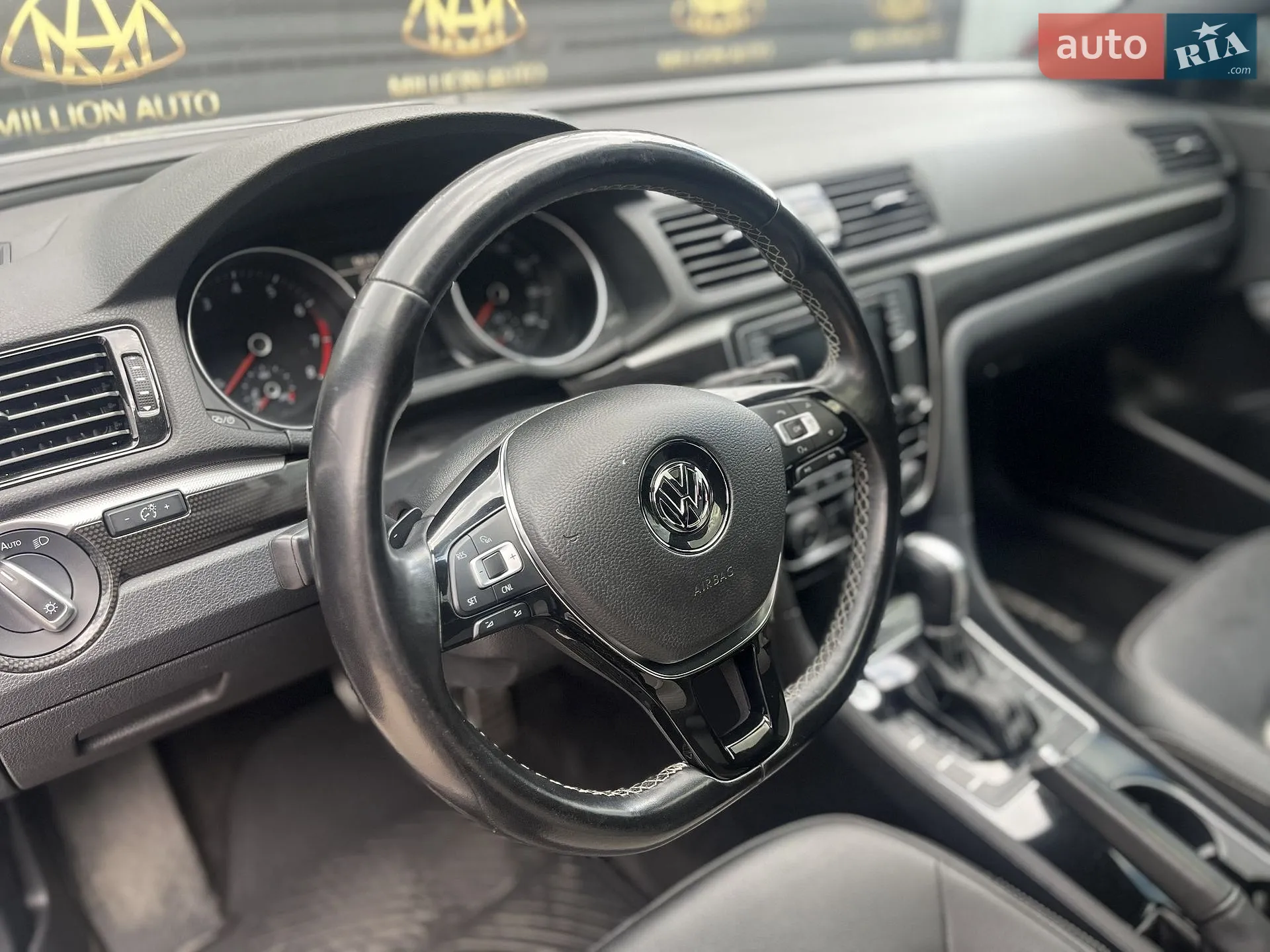 2018 Volkswagen Passat - мініатюра 28
