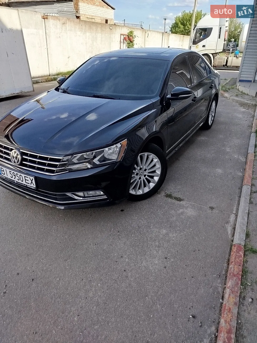 2015 Volkswagen Passat - мініатюра 19