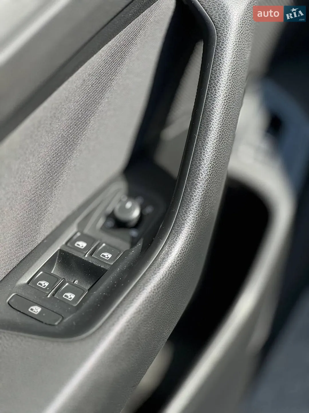 2017 Volkswagen Passat - мініатюра 20