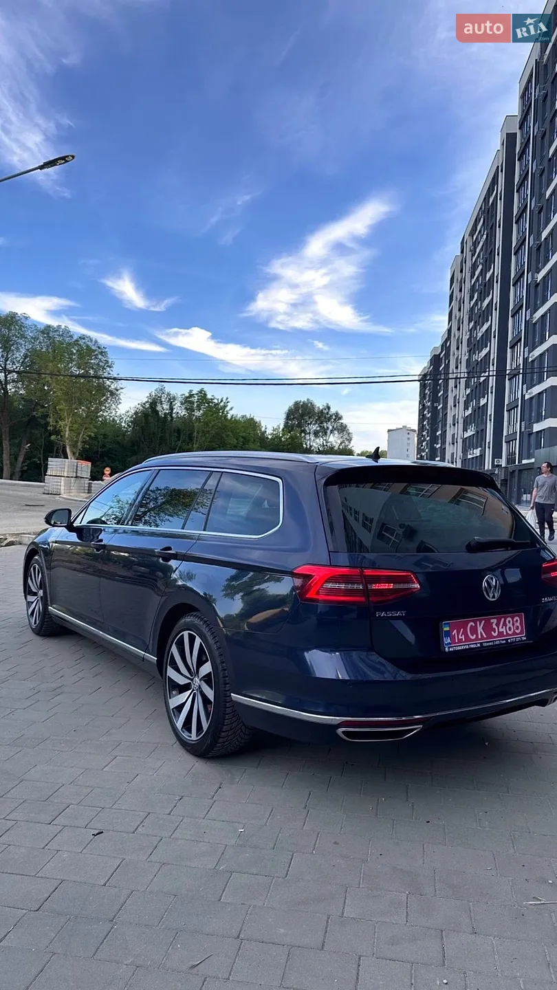 2016 Volkswagen Passat - мініатюра 4