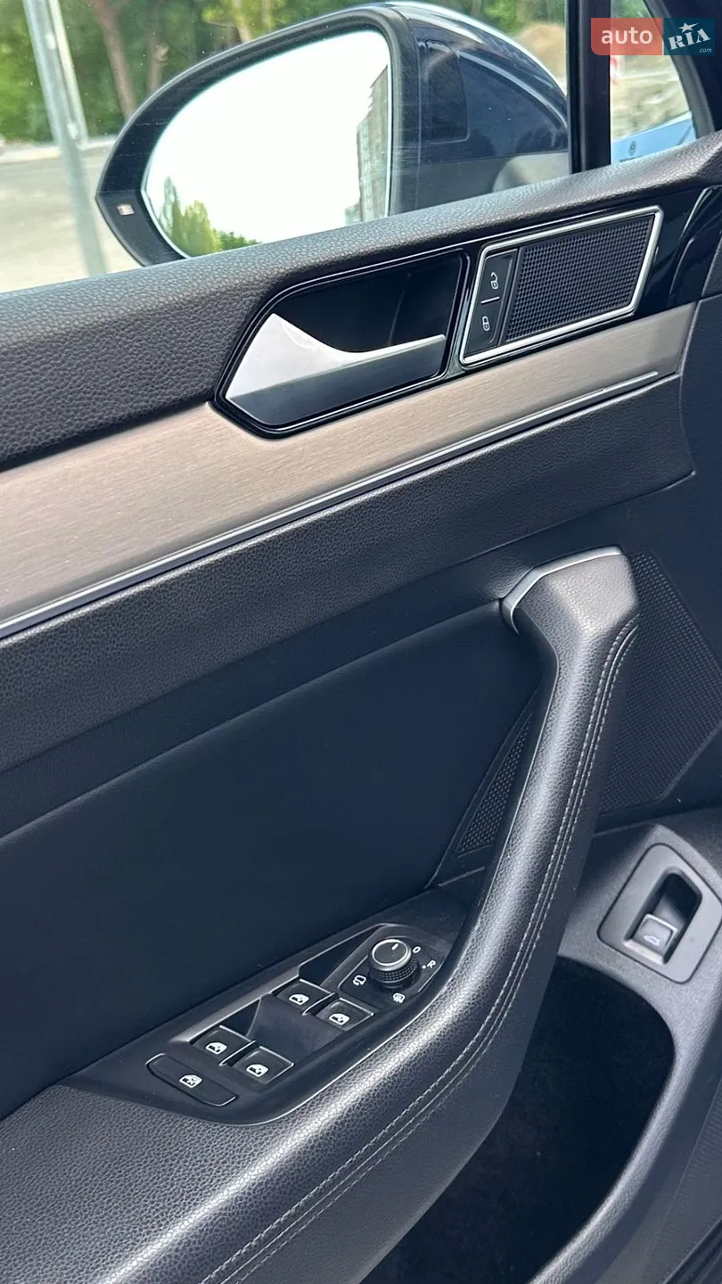 2016 Volkswagen Passat - мініатюра 19
