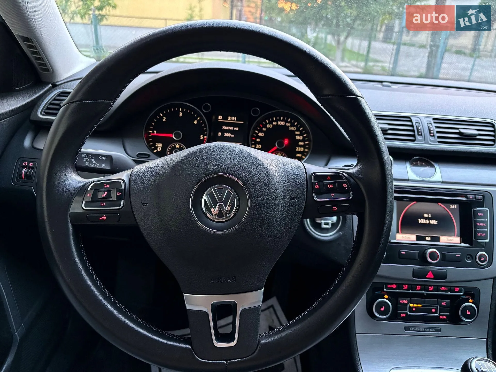 2011 Volkswagen Passat - мініатюра 22