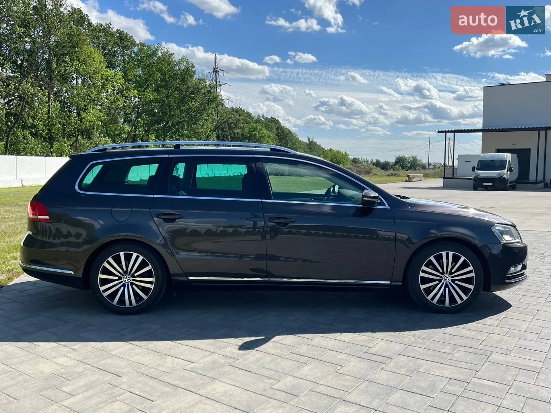 2011 Volkswagen Passat - мініатюра 9