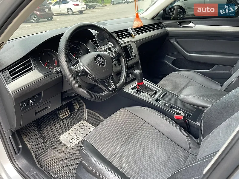 Volkswagen Passat 2014 VIN WVWZZZ3CZFE419834 фото оголошення 17 з 60
