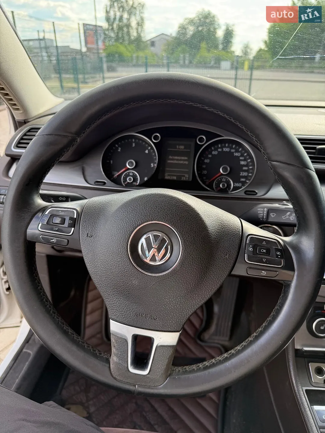 2011 Volkswagen Passat - мініатюра 21