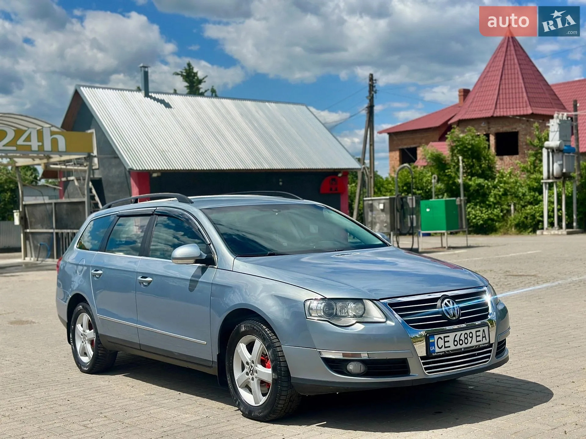 2010 Volkswagen Passat - мініатюра 3