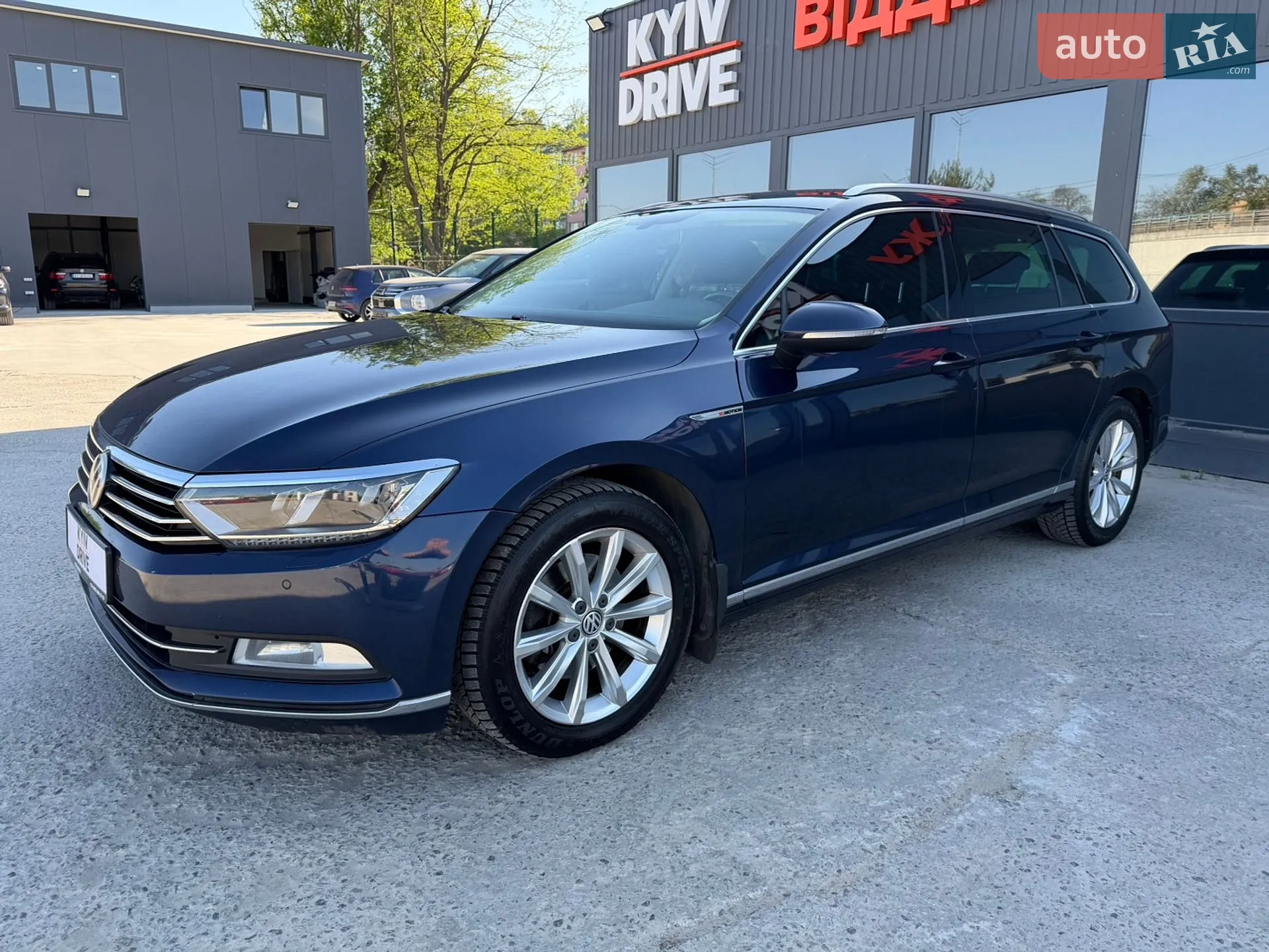 2015 Volkswagen Passat - мініатюра 2