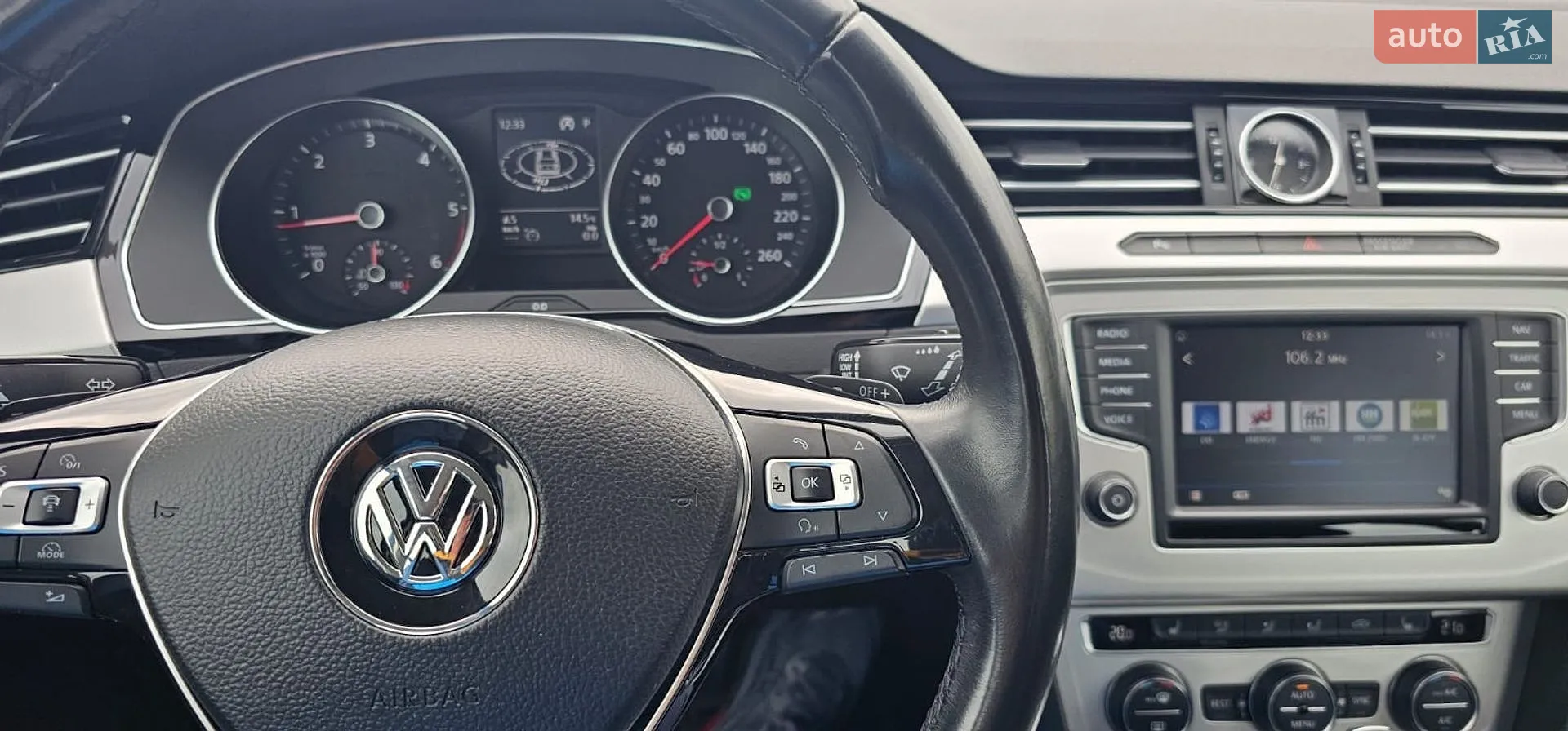 2017 Volkswagen Passat - мініатюра 28