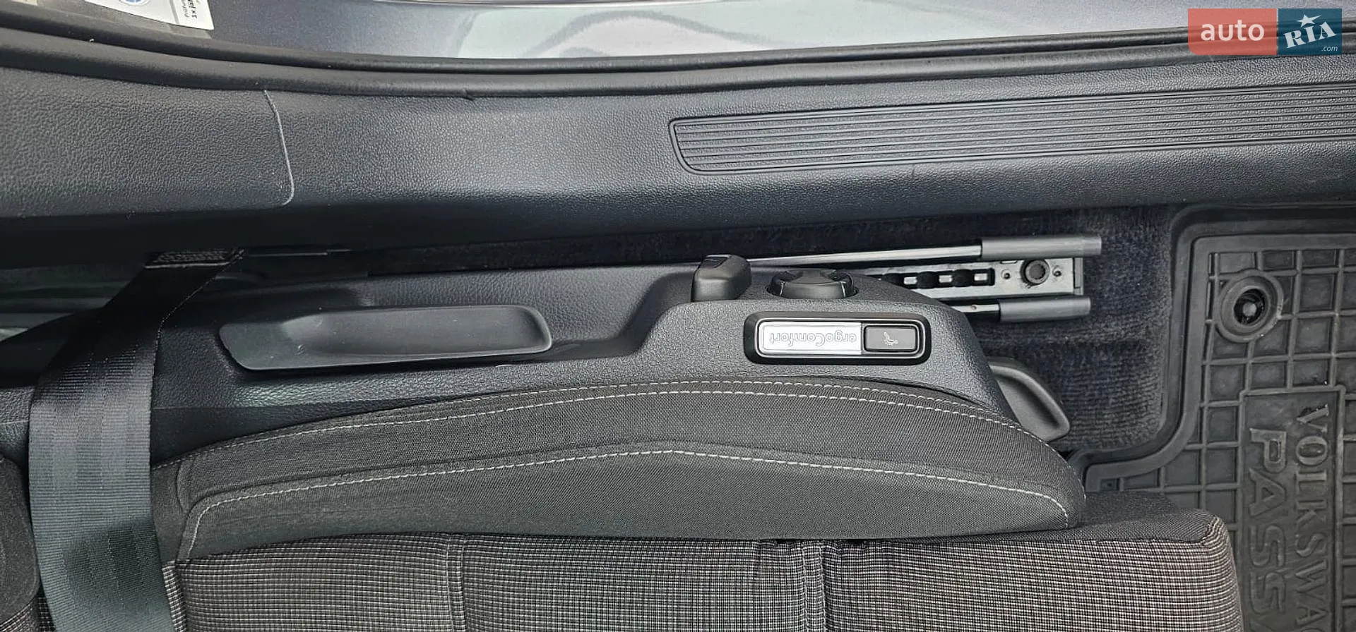 2017 Volkswagen Passat - мініатюра 44
