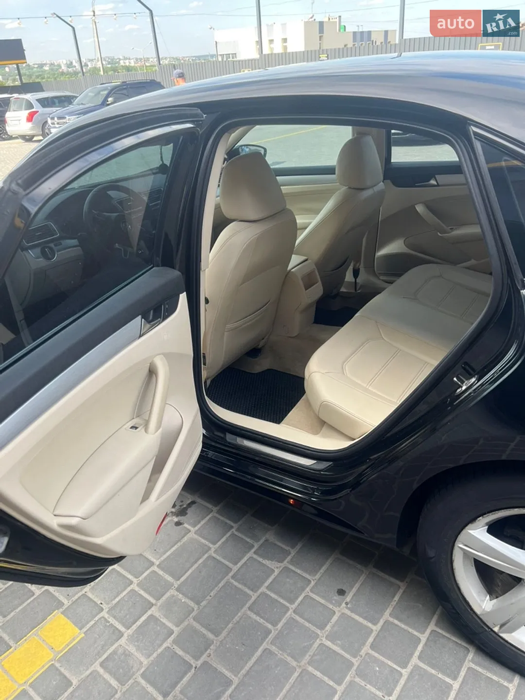 2012 Volkswagen Passat - мініатюра 9