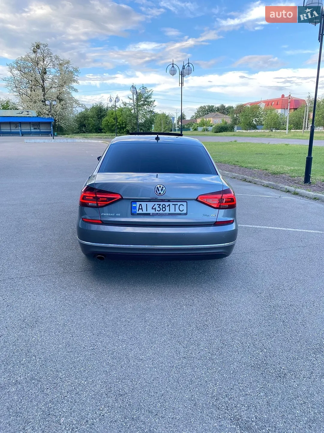 2016 Volkswagen Passat - мініатюра 18