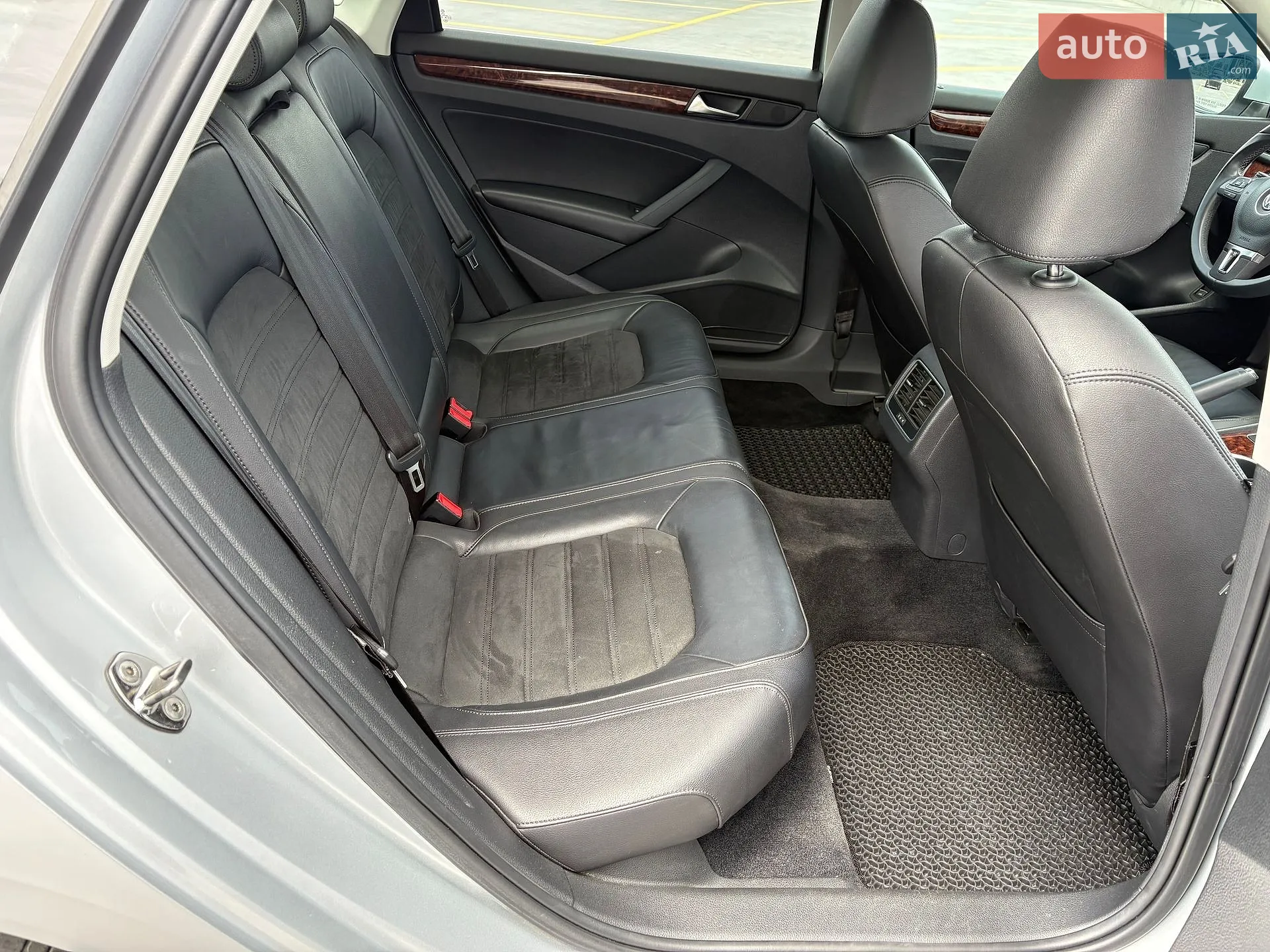 2012 Volkswagen Passat - мініатюра 16