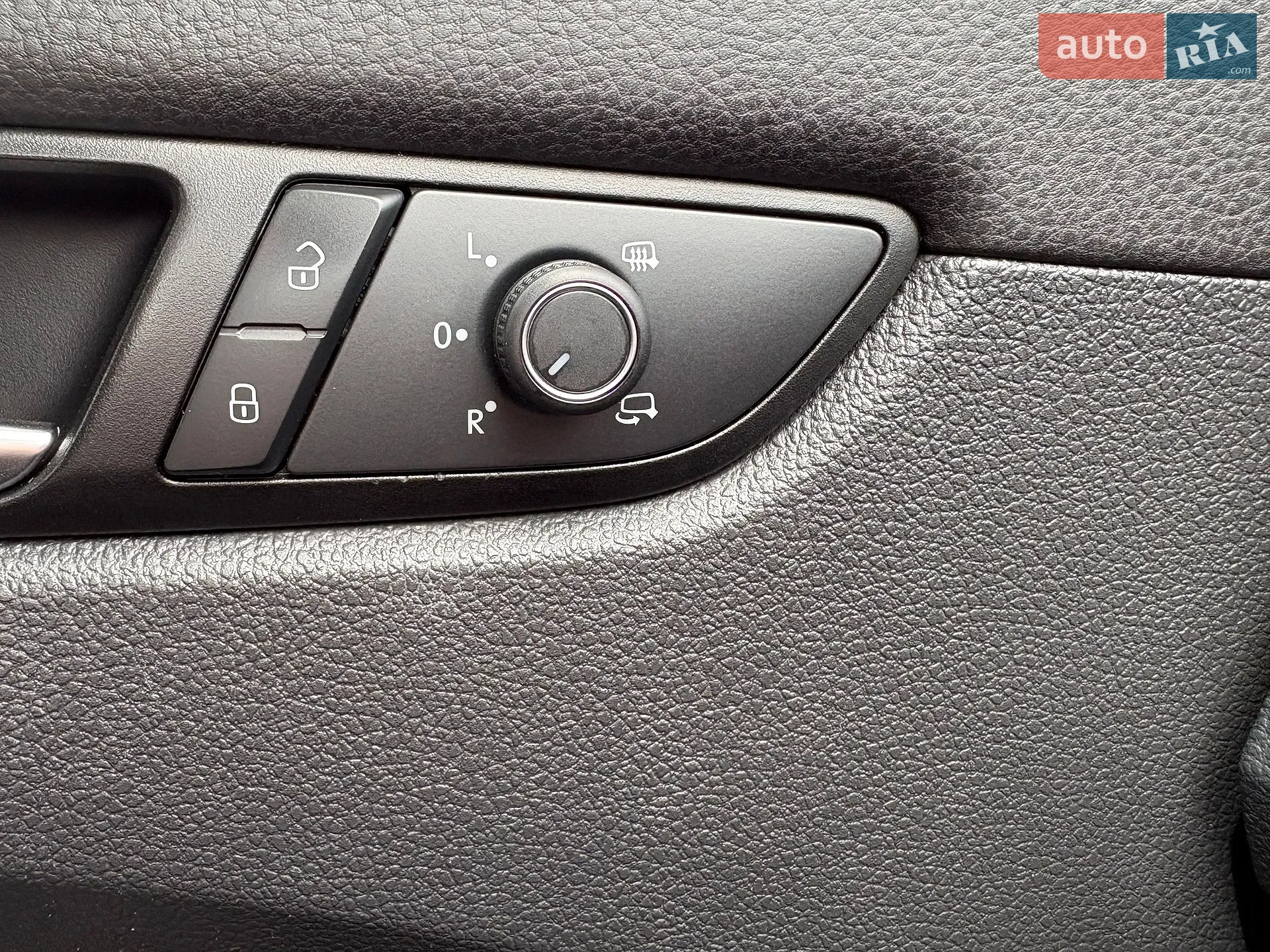2012 Volkswagen Passat - мініатюра 25