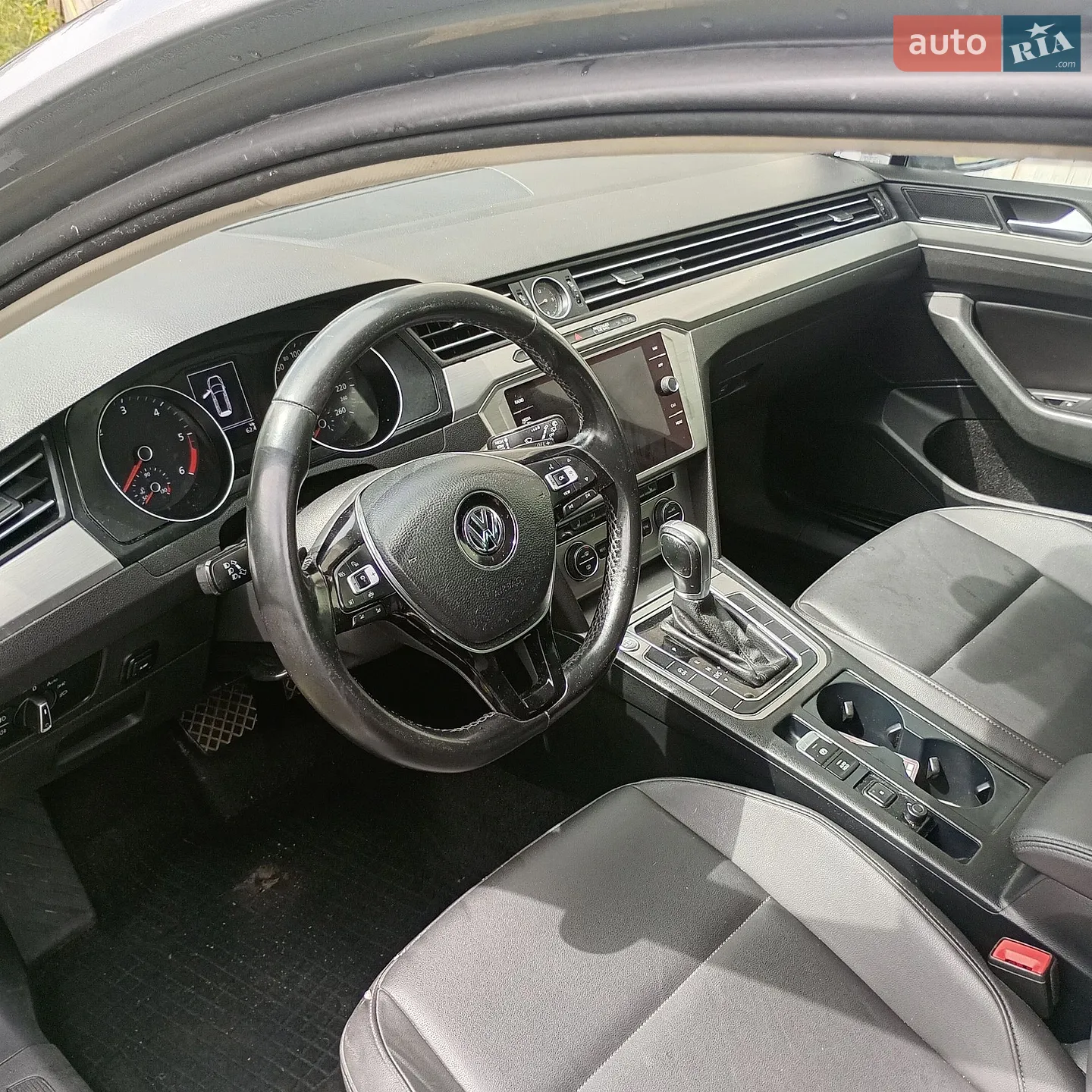 2019 Volkswagen Passat - мініатюра 16