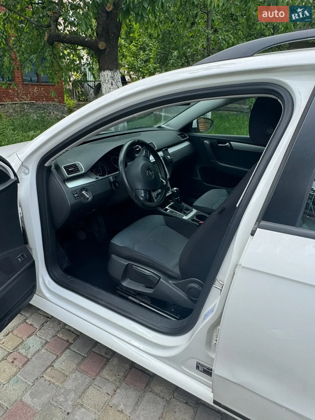 Volkswagen Passat 2013 VIN WVWZZZ3CZEE047898 фото оголошення 46 з 59