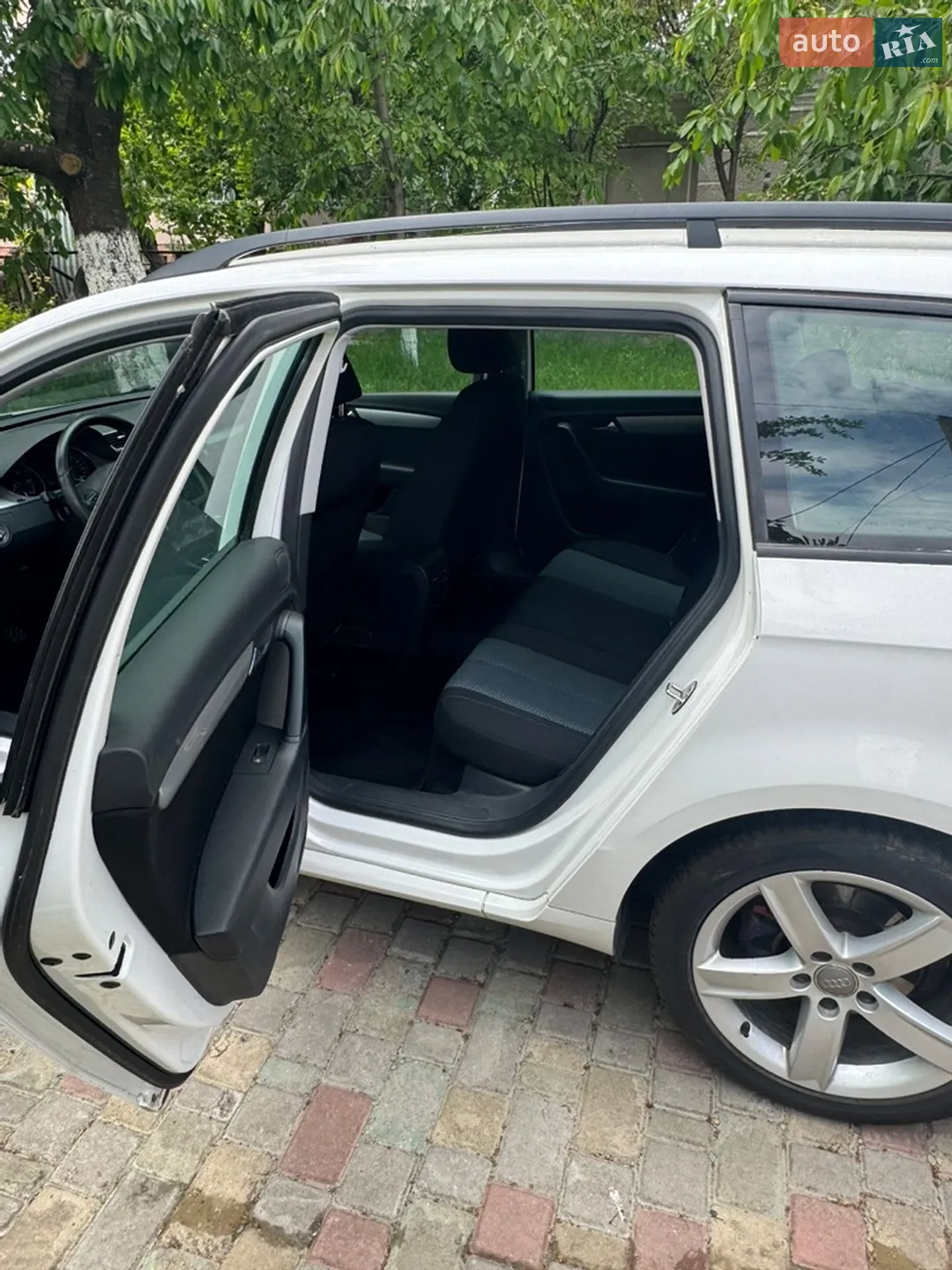 Volkswagen Passat 2013 VIN WVWZZZ3CZEE047898 фото оголошення 50 з 59
