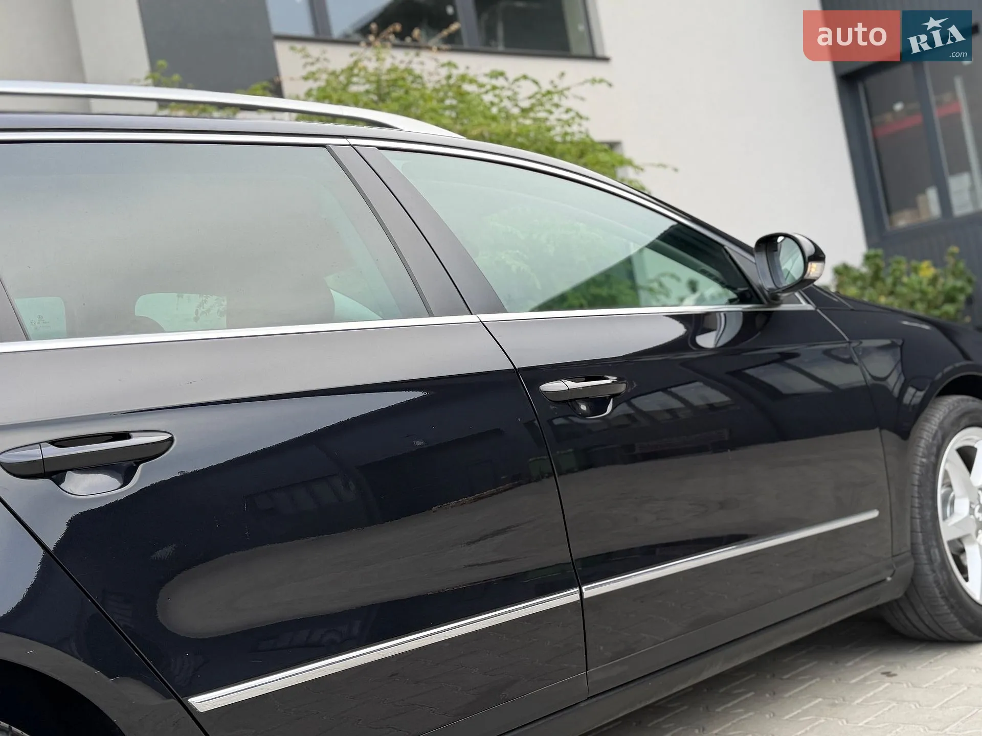2010 Volkswagen Passat - мініатюра 39