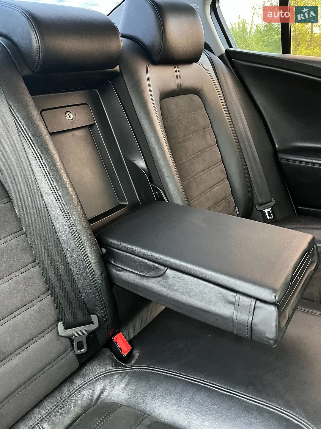 2010 Volkswagen Passat - мініатюра 49