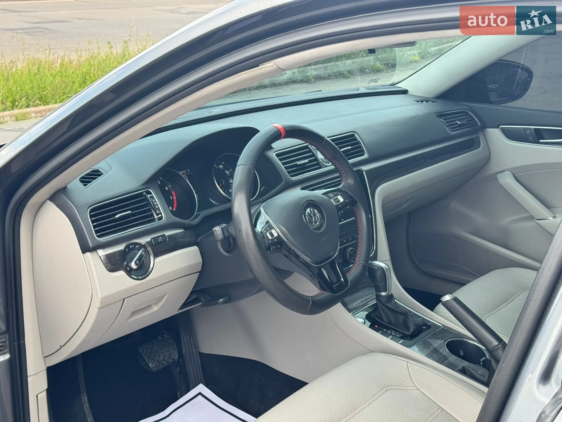 2016 Volkswagen Passat - мініатюра 24