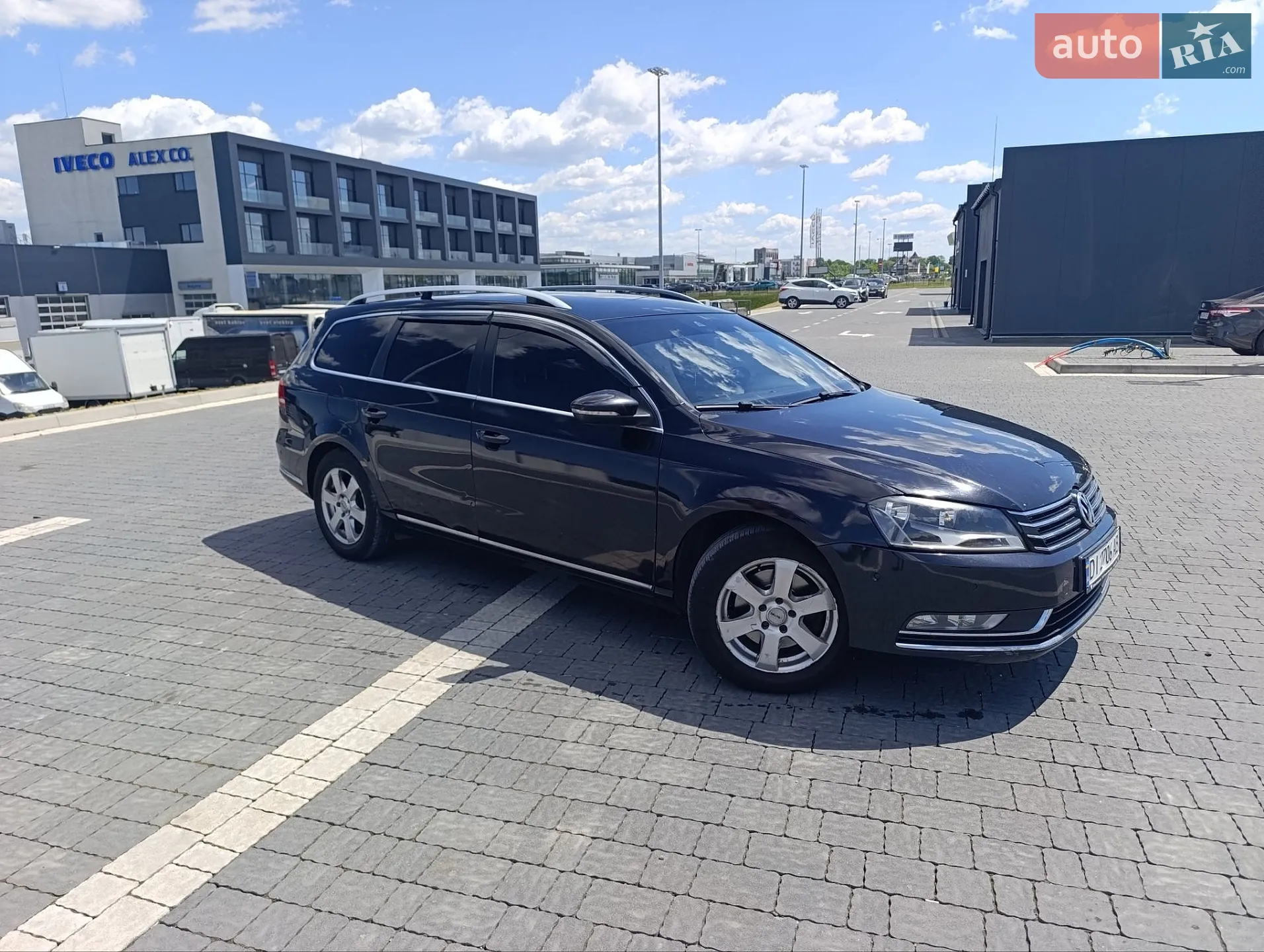 2011 Volkswagen Passat - мініатюра 3