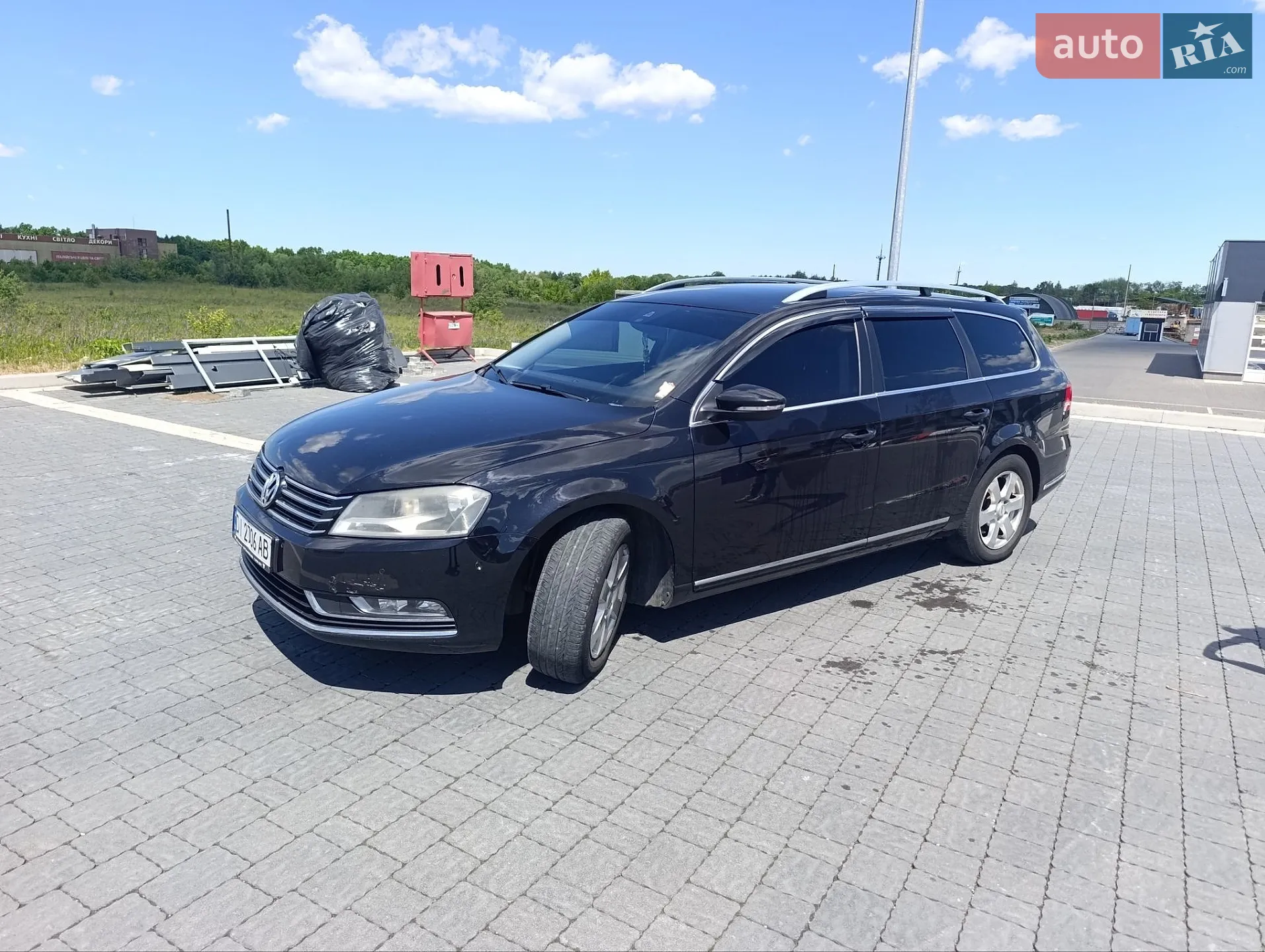 2011 Volkswagen Passat - мініатюра 2