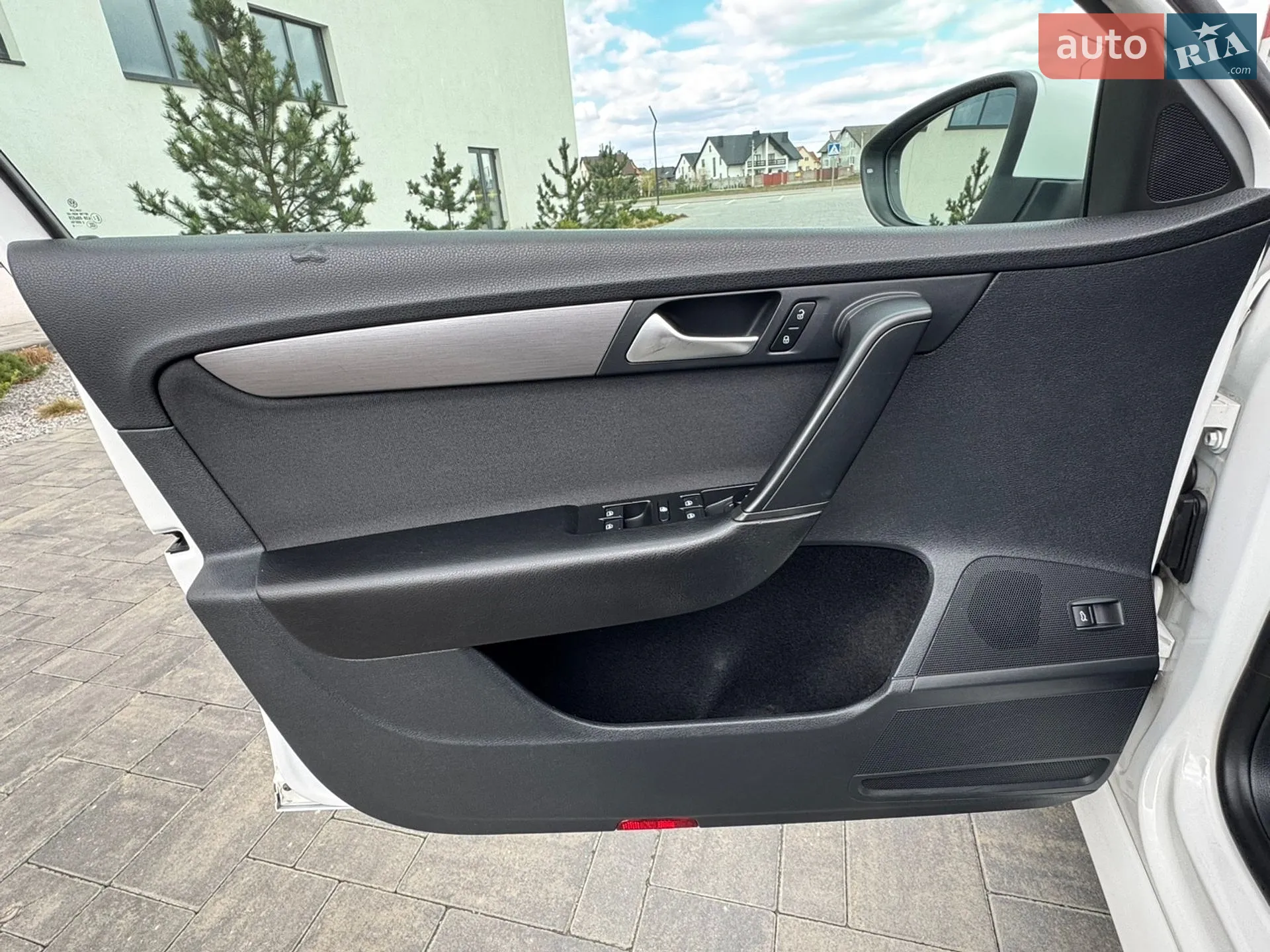 2014 Volkswagen Passat - мініатюра 31