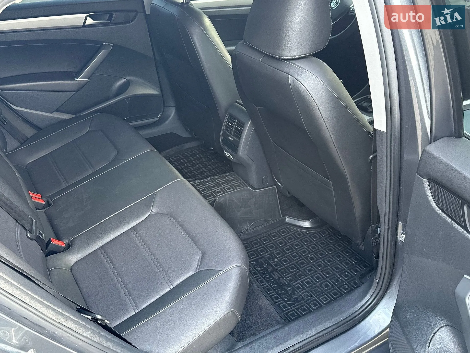 2021 Volkswagen Passat - мініатюра 13