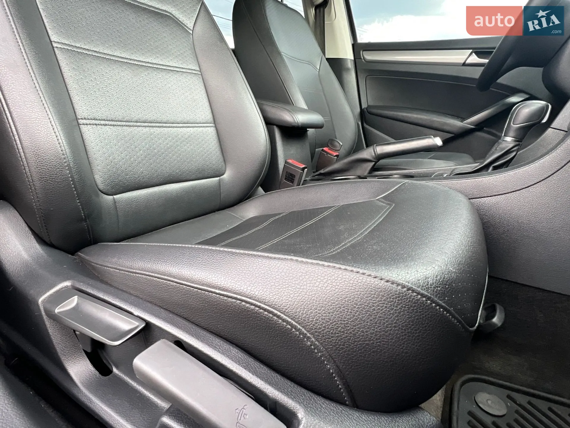 2015 Volkswagen Passat - мініатюра 56